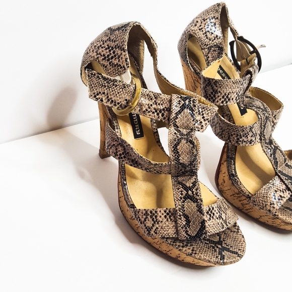 chinese laundry snakeskin sandals